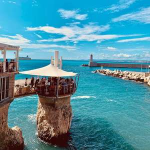 Découvrez Nice avec des tours en bus hop-on hop-off – Visite sur mesure en 2025 Explorez Nice à votre rythme avec des tours en bus hop-on hop-off – Vues panoramiques, guides audio et arrêts illimités en 2025