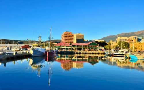 Circuit en bus touristique de Hobart Bus touristique à ciel ouvert sur le port de Hobart
